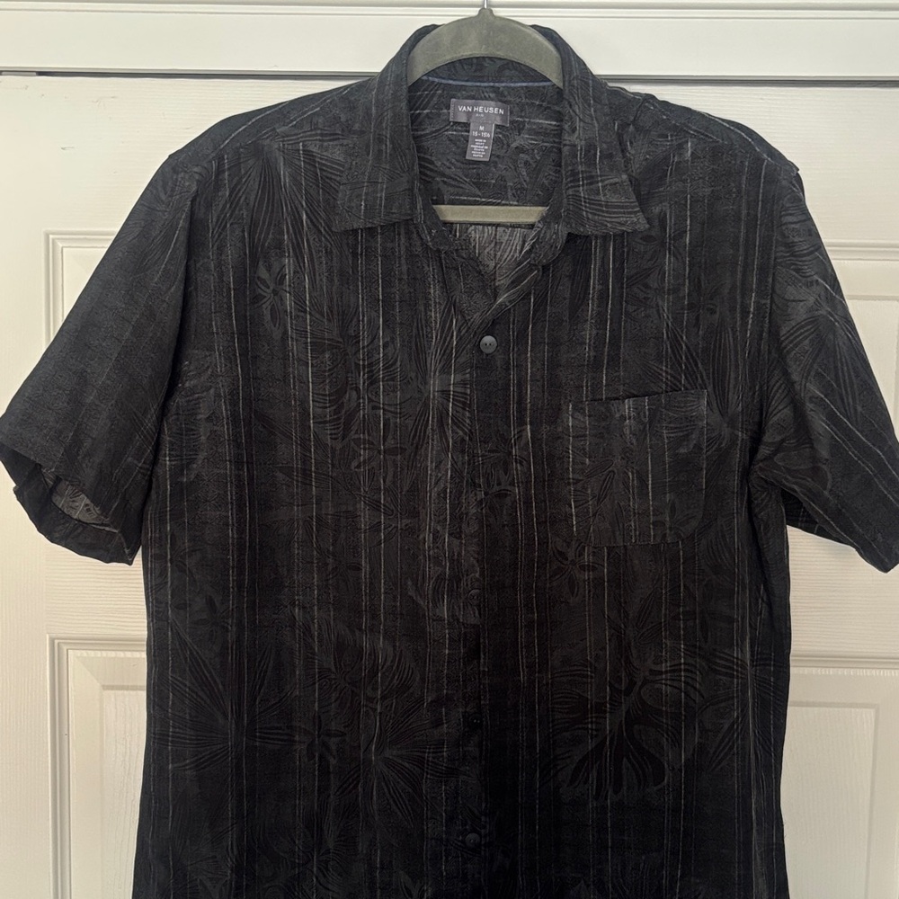 Van Heusen Black Floral Casual Shirt